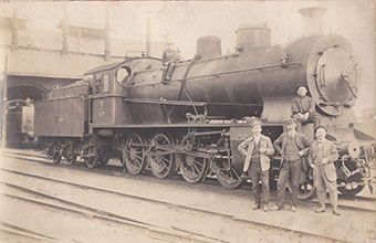 Lokomotiva 570.715 (ČSD 436.005) v Žilině, foto: sbírka Roman Jeschke