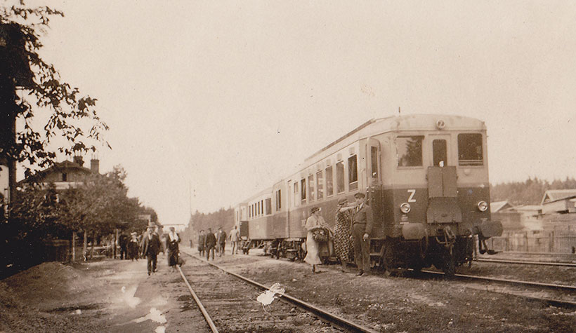 Vůz M 275.0 ve stanici Vranov-Šumvald (dnešní Šumná), foto: sbírka Roman Jeschke a Jaroslav Wagner